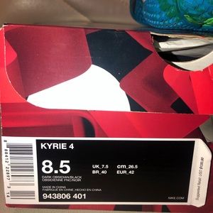 Kyrie 4